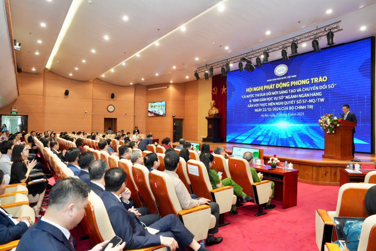 Phát động toàn ngành Ngân hàng đổi mới, ứng dụng công nghệ và chuyển đổi số