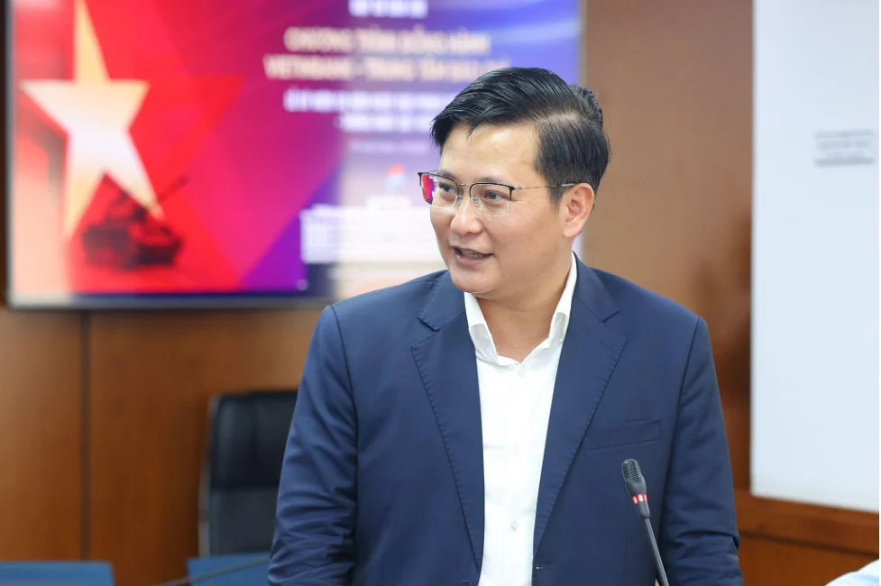 Ông Trần Công Quỳnh Lân, Phó tổng giám đốc kiêm Giám đốc Khối Công nghệ Thông tin, Giám đốc Khối Dữ liệu và Trí tuệ nhân tạo VietinBank