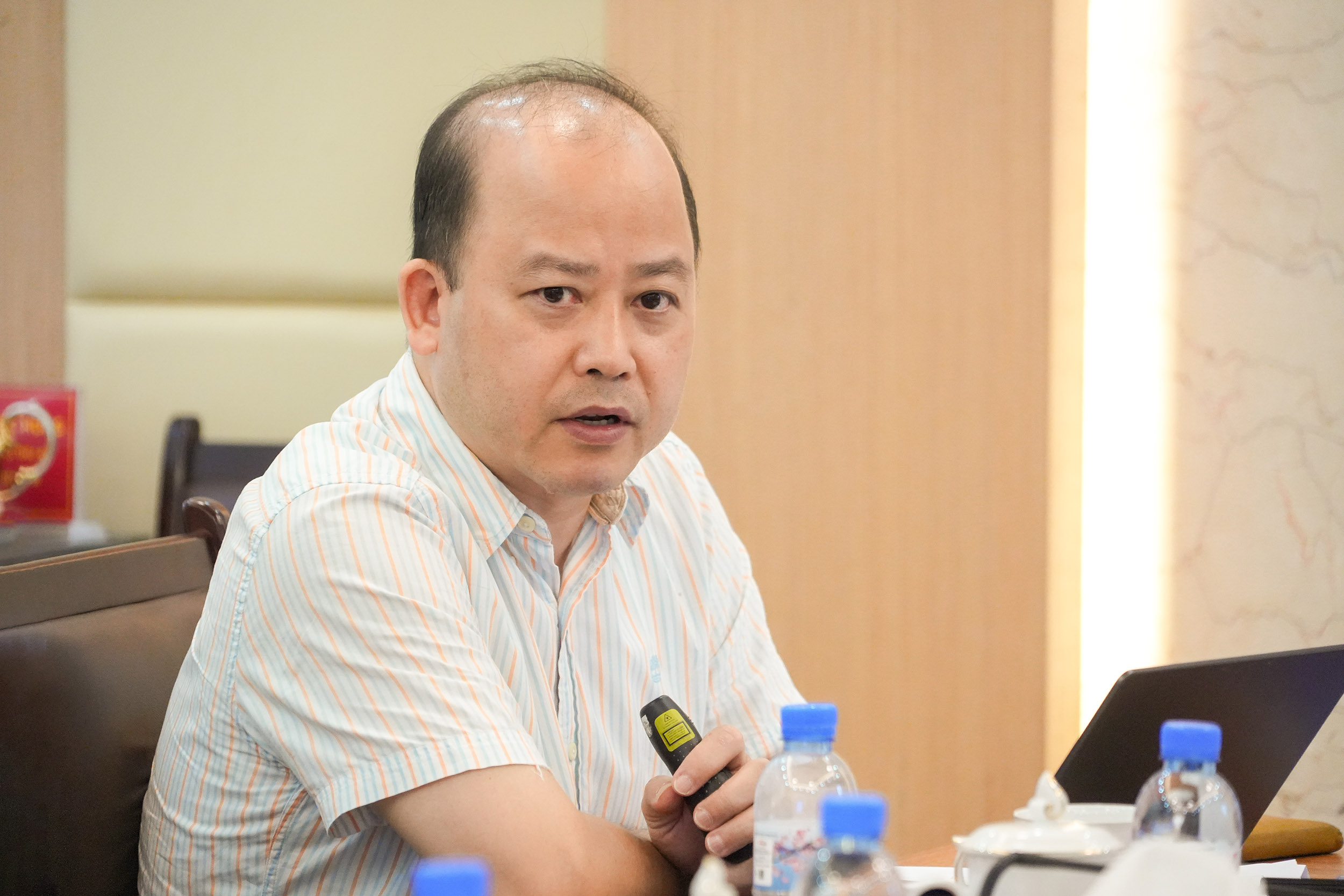 Luật sư Nguyễn Hưng Quang, Giám đốc, Hòa giải viên CEDR của Tổ chức Tài chính quốc tế (IFC)