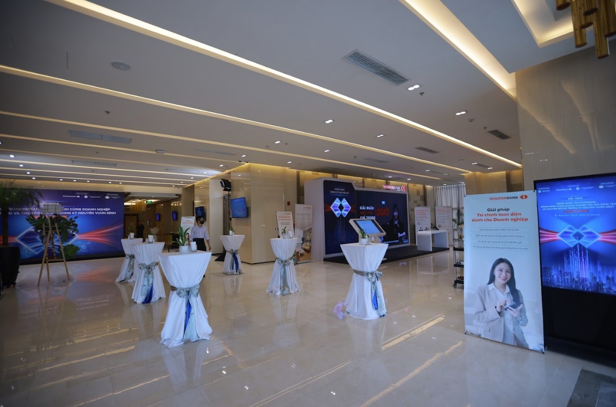 Techcombank đồng hành chuyển đổi số cùng doanh nghiệp Cần Thơ
