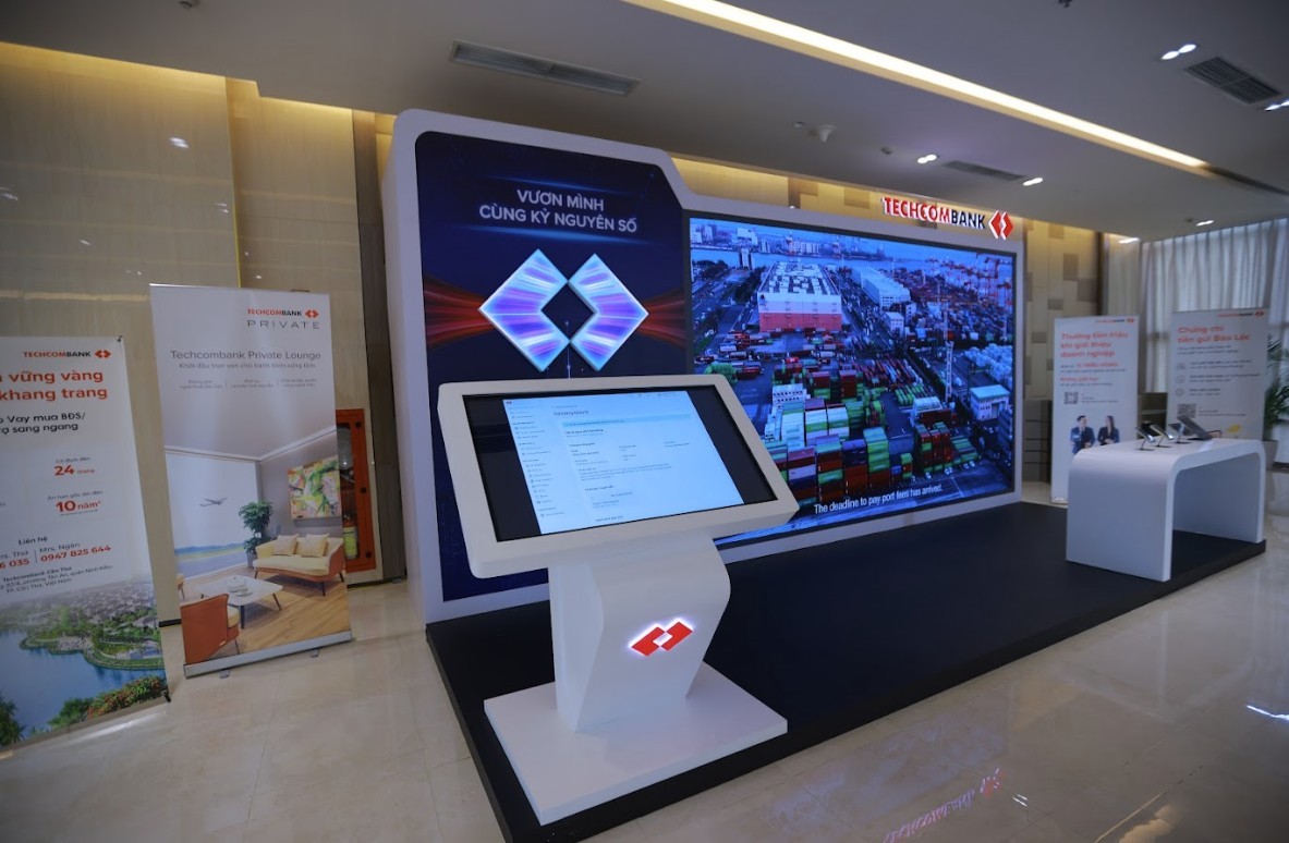 Techcombank đồng hành chuyển đổi số cùng doanh nghiệp Cần Thơ