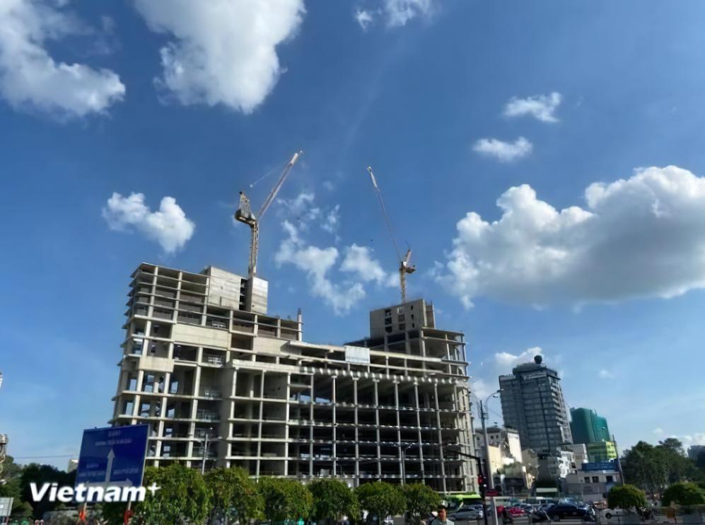 Luật Các tổ chức tín dụng: Hồi sinh vốn “đóng băng” và siết kỷ cương tín dụng