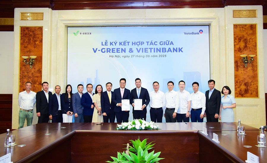 Thỏa thuận hợp tác giữa VietinBank và V-Green hứa hẹn sẽ góp phần thúc đẩy phủ sóng trạm sạc xe điện