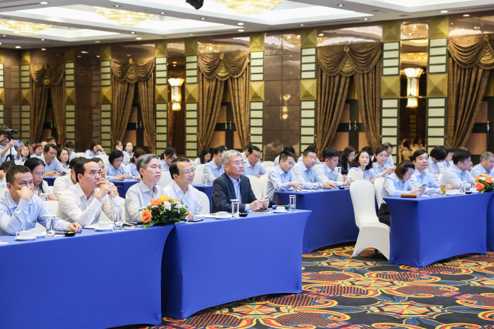 Co-opBank tổ chức Hội nghị sơ kết 06 tháng đầu năm và triển khai nhiệm vụ 06 tháng cuối năm 2025