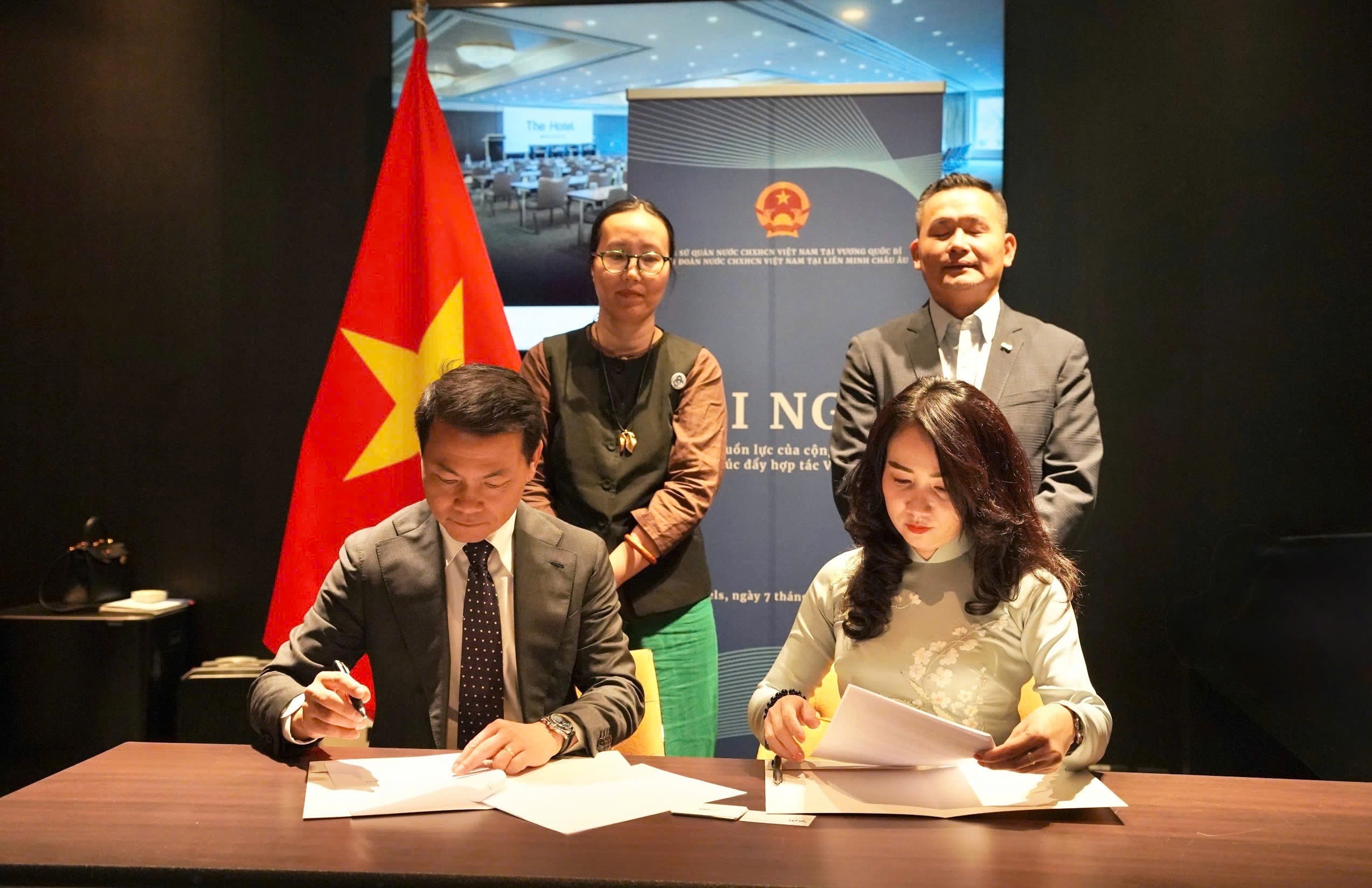 MB hợp tác chiến lược cùng Đại sứ quán Việt Nam tại Bỉ kết nối doanh nghiệp kiều bào EU