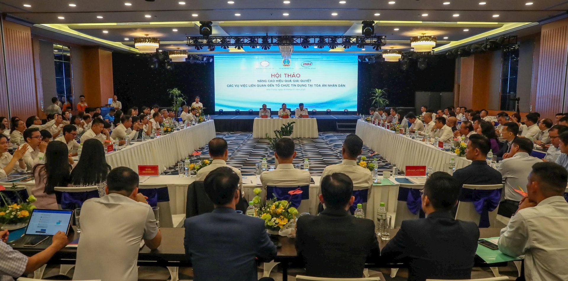 tín dụng