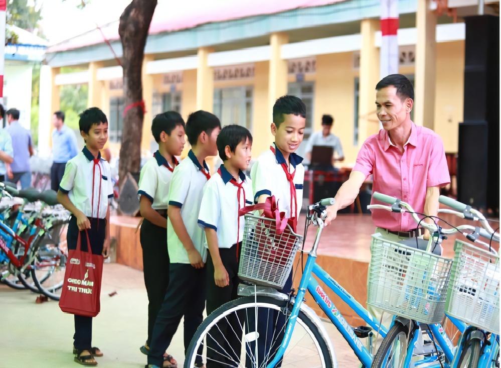 Agribank phát huy vai trò “Ngân hàng vì cộng đồng”, hướng tới an sinh xã hội toàn diện
