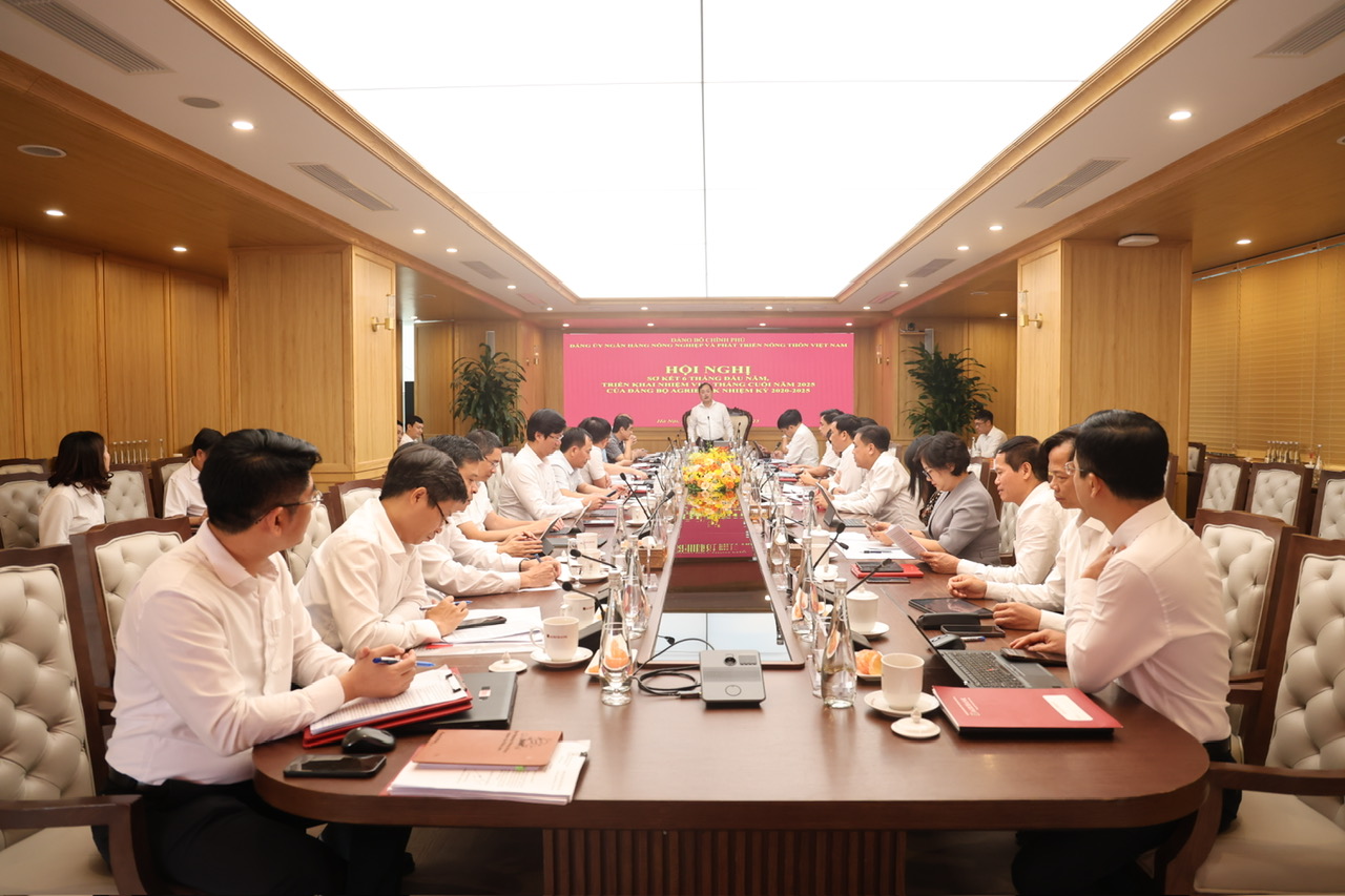 Toàn cảnh Hội nghị