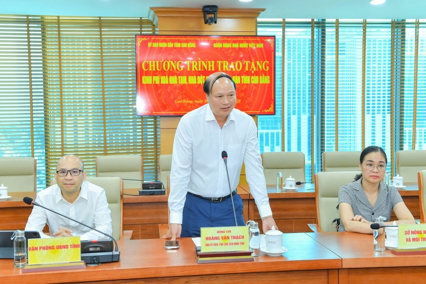 Ông Hoàng Văn Thạch - Tỉnh ủy viên, Phó Chủ tịch UBND tỉnh Cao Bằng