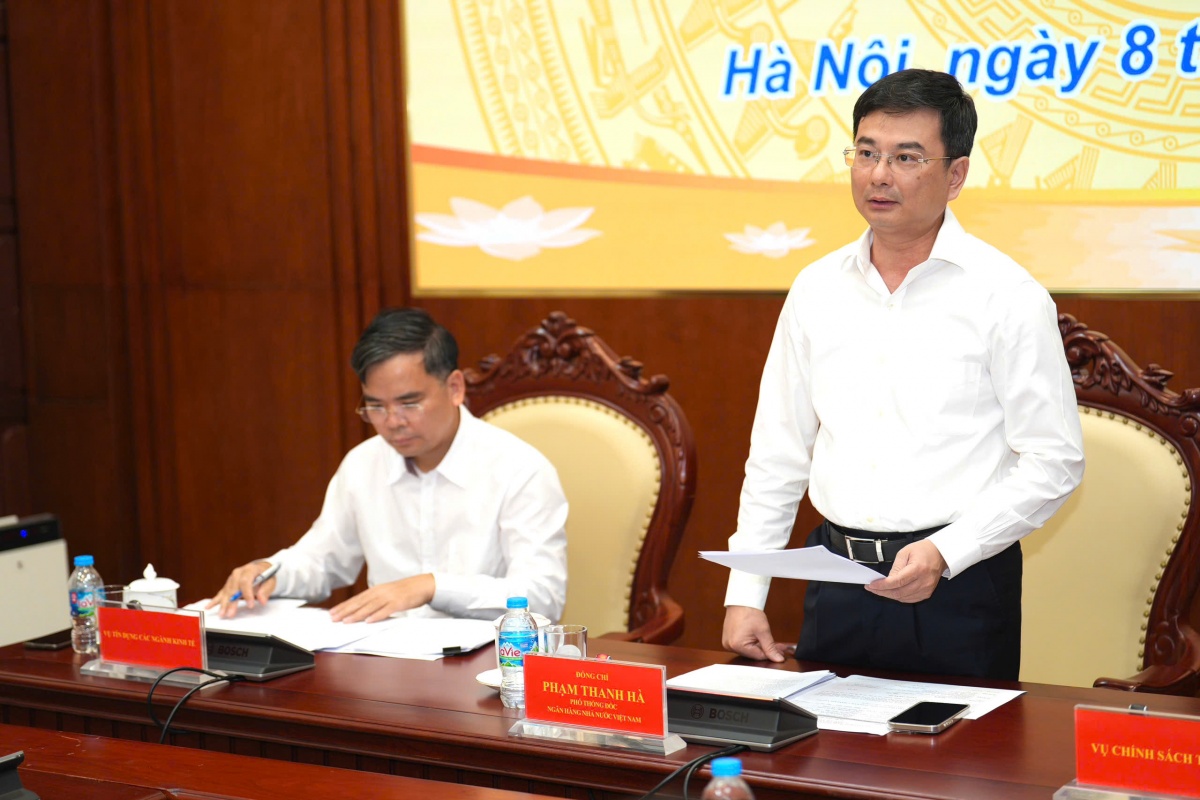 Phó Thống đốc NHNN Phạm Thanh Hà chủ trì họp báo