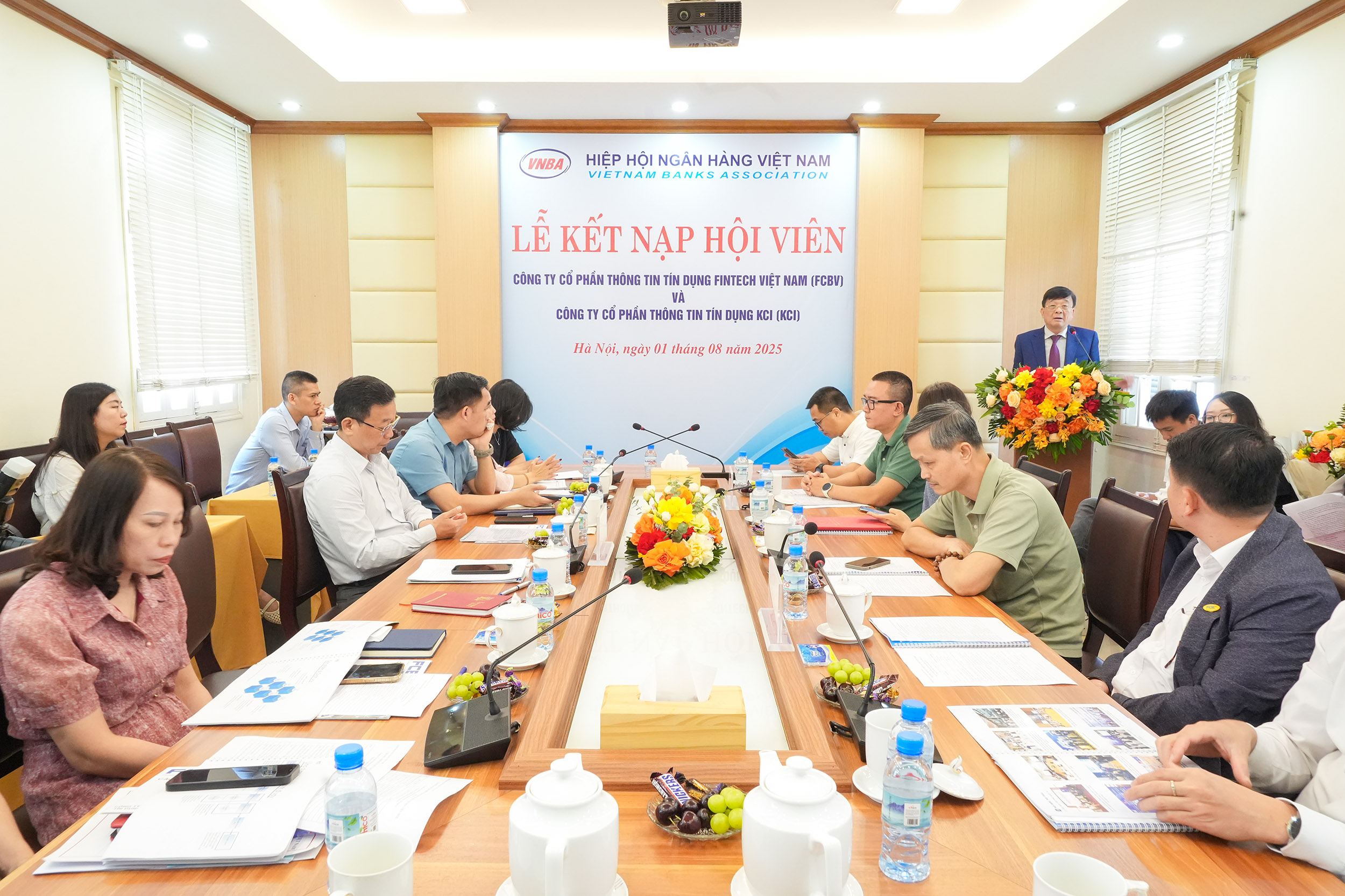 Quang cảnh buổi kết nạp