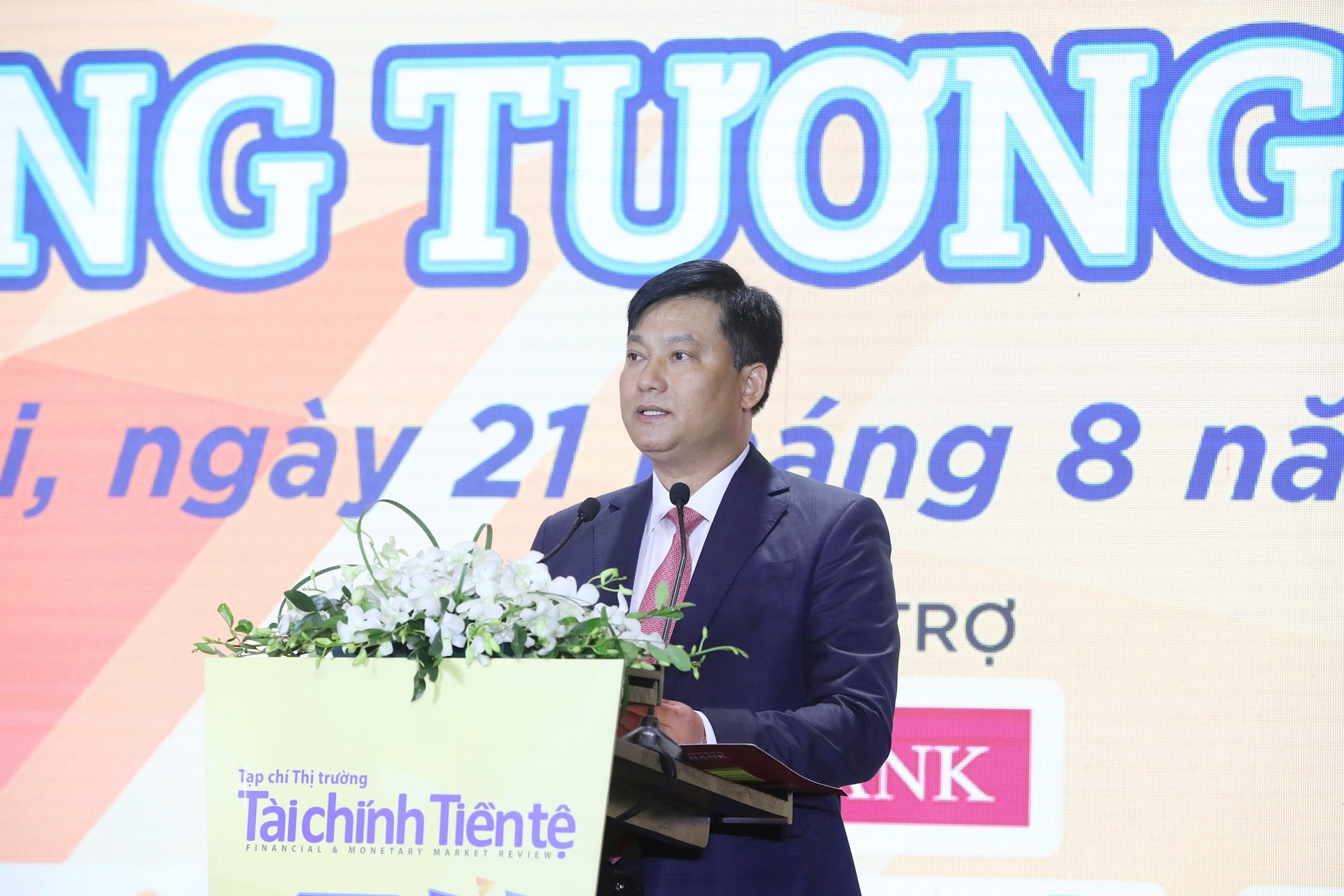 Ông Phạm Toàn Vượng, Chủ tịch Hiệp hội Ngân hàng Việt Nam, Tổng Giám đốc Agribank phát biểu tại buổi lễ. Ảnh Huy Hoàng