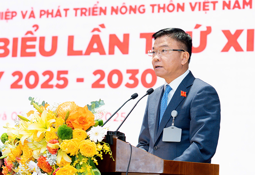 Đồng chí Lê Thành Long - Ủy viên Trung ương Đảng, Ủy viên Ban Thường vụ Đảng ủy Chính phủ, Phó Thủ tướng Chính phủ tới dự và phát biểu chỉ đạo Đại hội đại biểu lần thứ XI nhiệm kỳ 2025 - 2030 của Đảng bộ Agribank