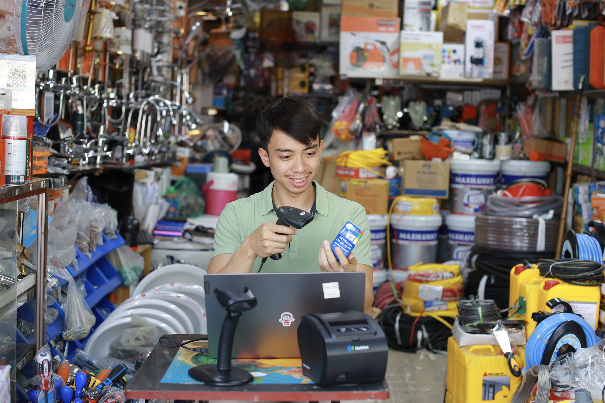 Vietcombank hỗ trợ hộ kinh doanh chuyển đổi số theo Nghị định 70