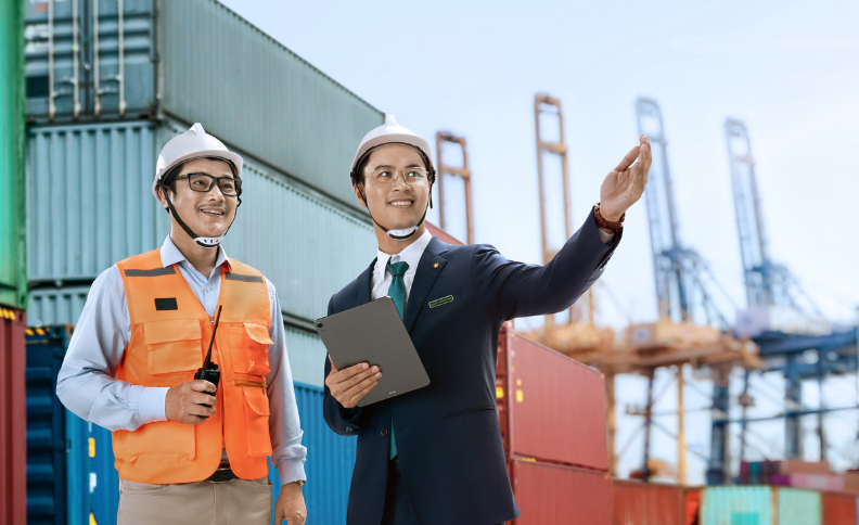 tài trợ