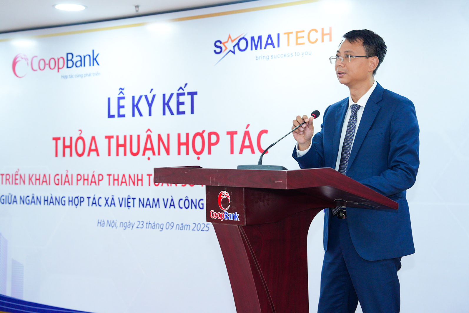Ông Lê Anh Dũng - Phó Vụ trưởng Vụ Thanh toán, NHNN phát biểu tại buổi lễ ký kết