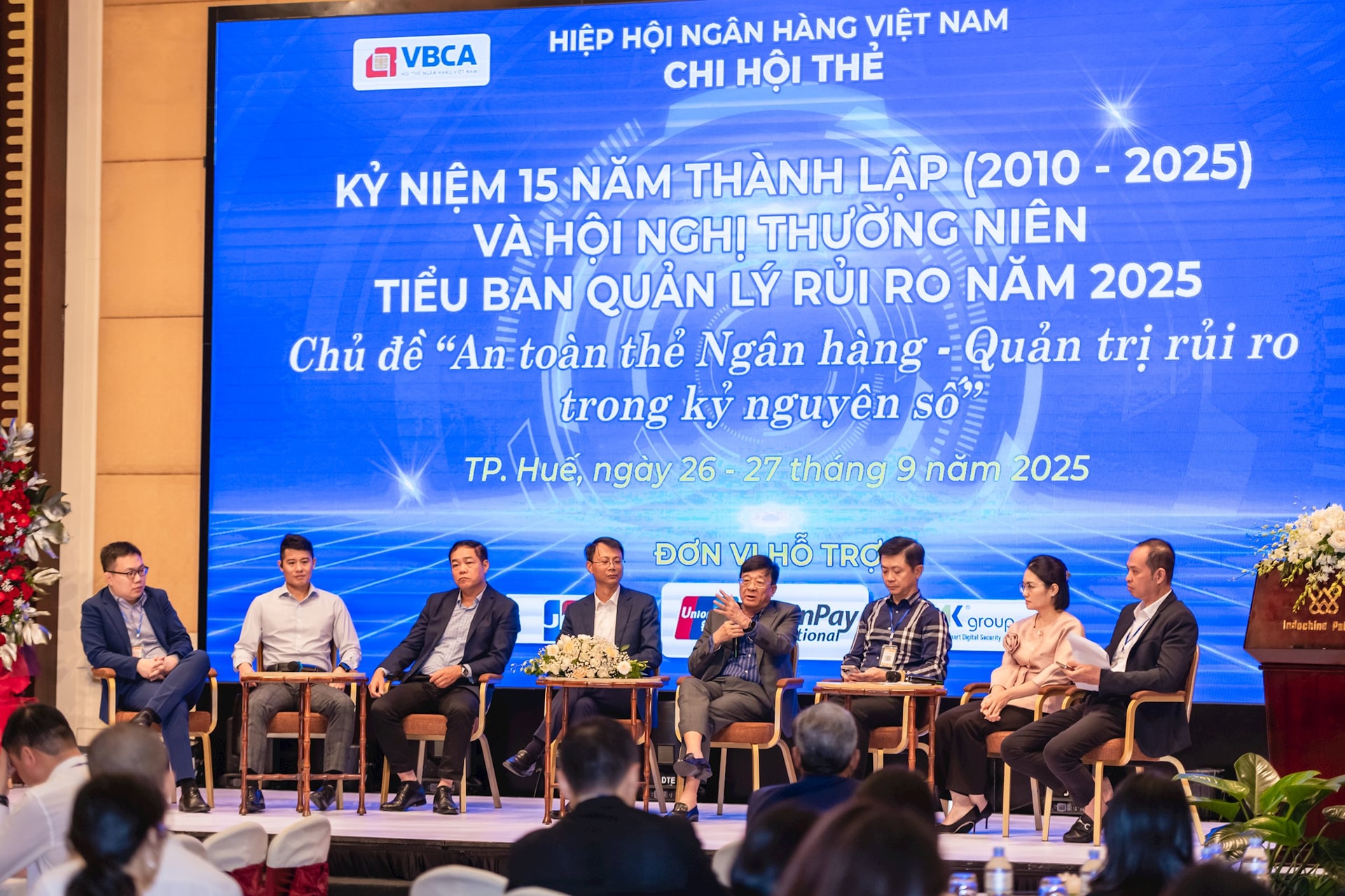 Các diễn giả trong phiên thảo luận tại Chương trình. Ảnh: Thiên Bảo
