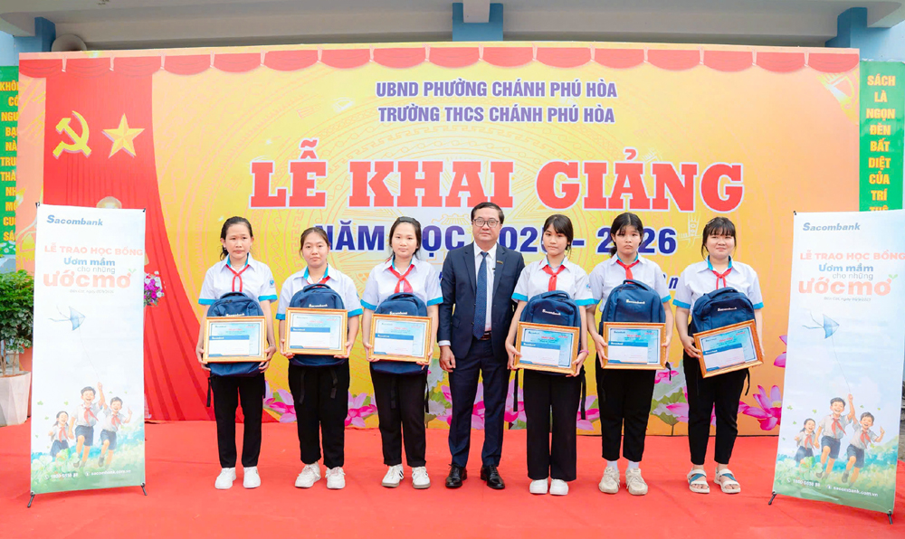 học bổng