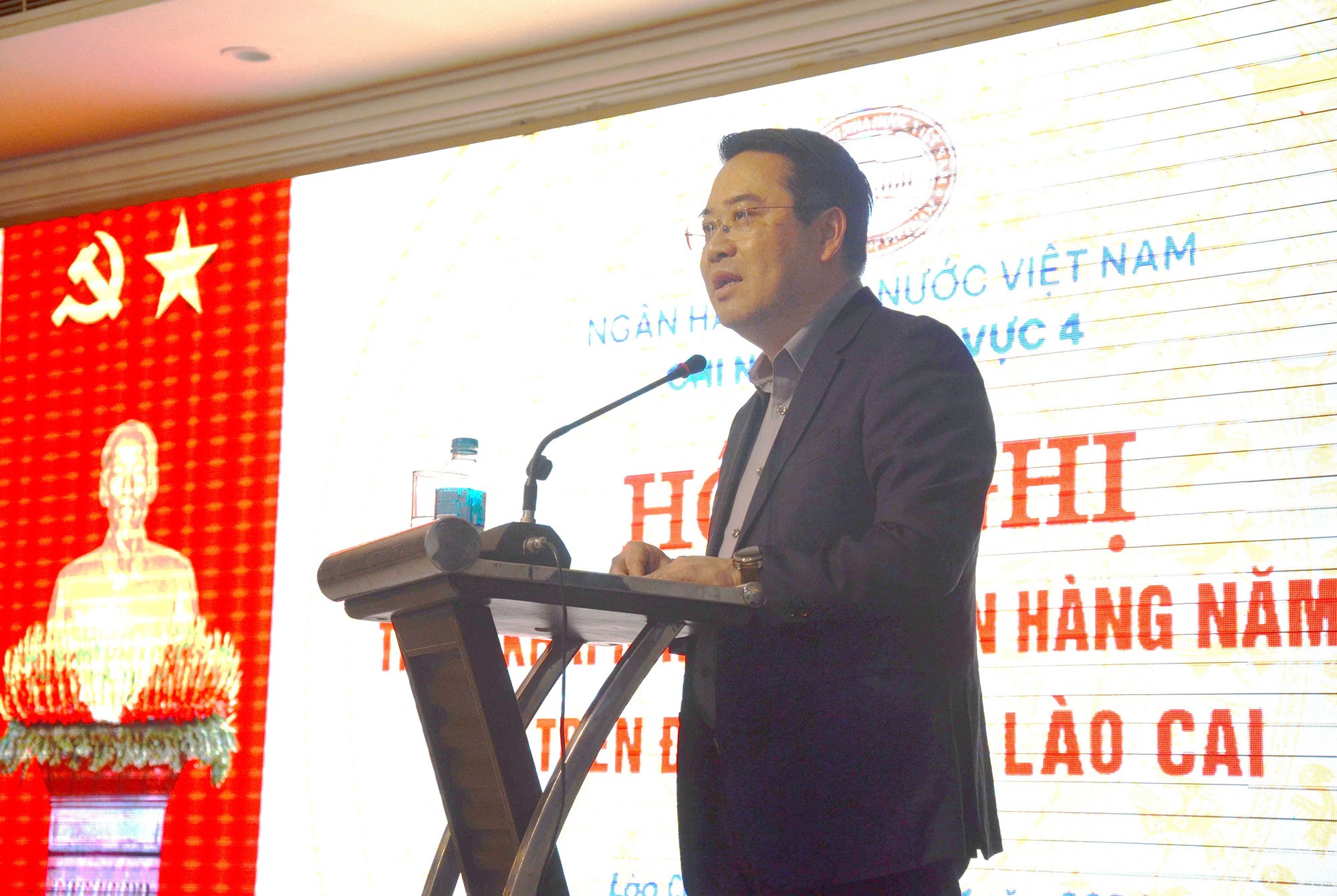 Đồng chí Nguyễn Tuấn Anh - Phó Bí thư Tỉnh ủy, Chủ tịch UBND tỉnh phát biểu chỉ đạo tại hội nghị.