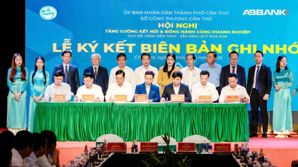 ABBank phối hợp với Sở Công thương Cần Thơ tăng cường kết nối, đồng hành cùng doanh nghiệp