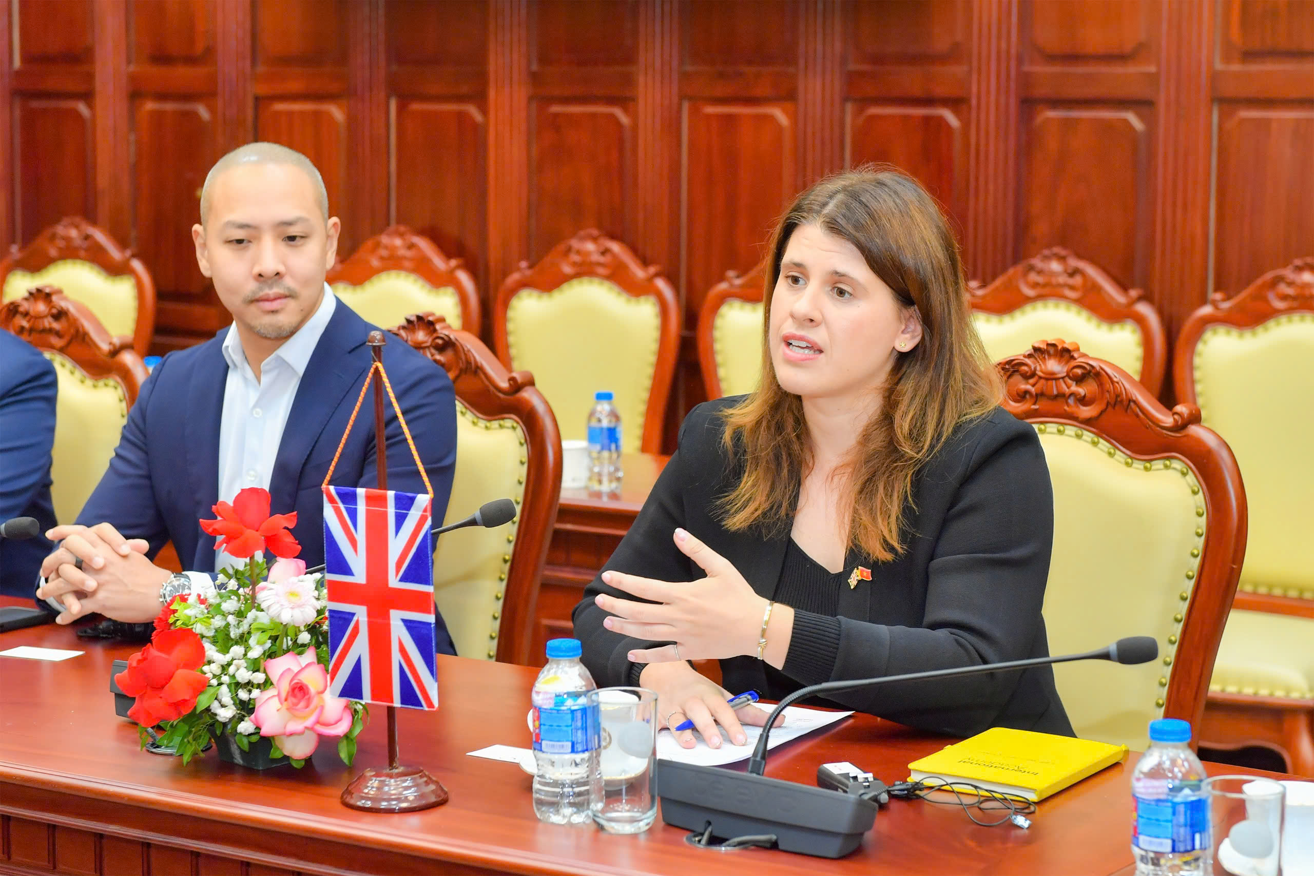 Bà Alexandra Smith – Tổng Lãnh sự Anh phát biểu tại buổi tiếp