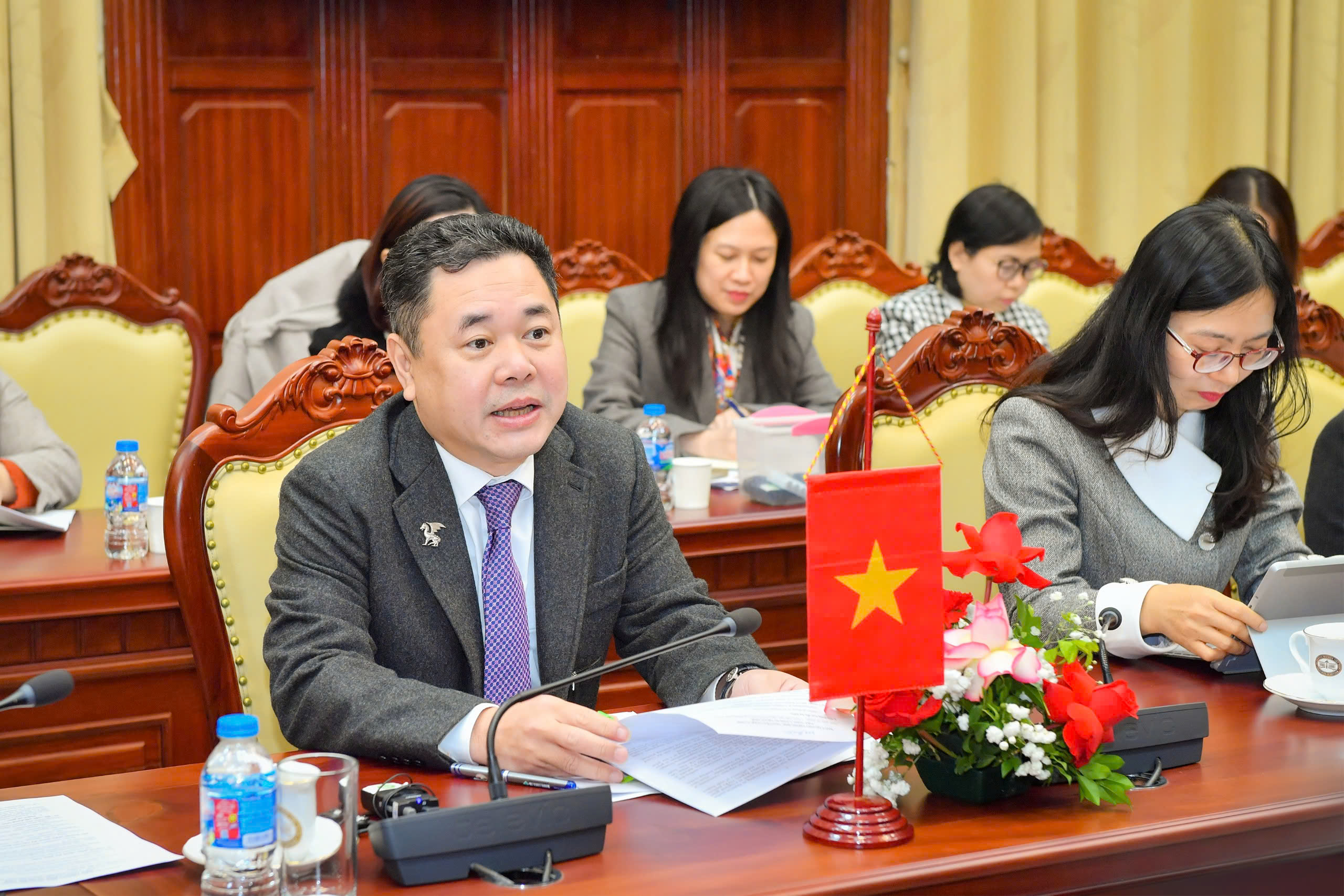 Phó Thống đốc Nguyễn Ngọc Cảnh khẳng định Vương quốc Anh là một trong những đối tác quan trọng hàng đầu của Việt Nam tại châu Âu