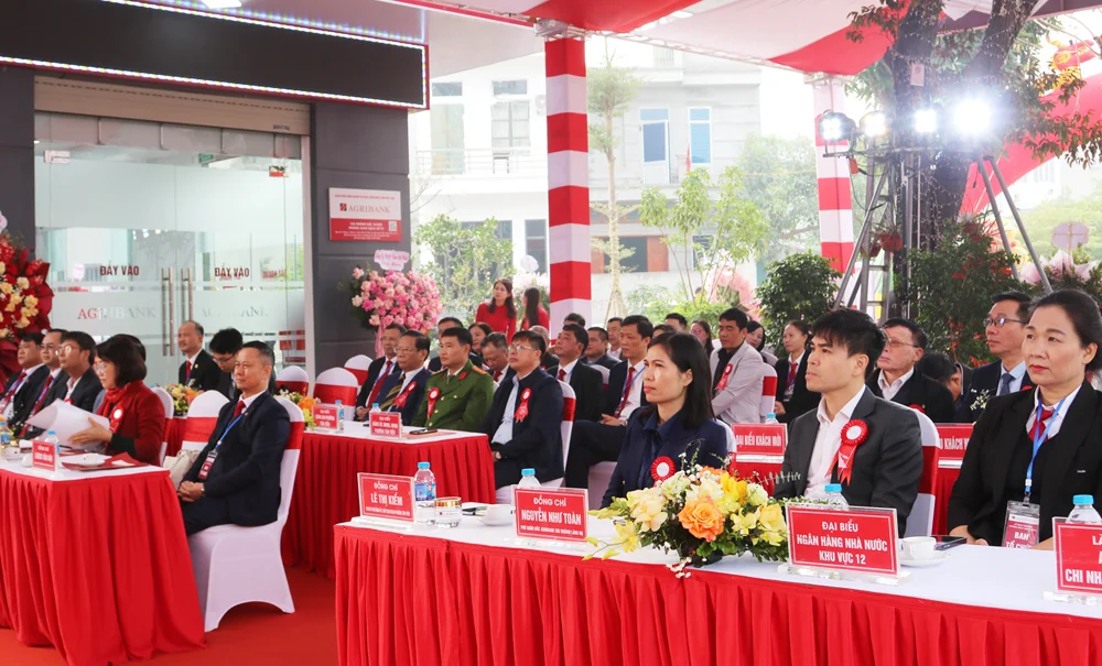 Agribank Chi nhánh Bắc Giang khai trương Phòng Giao dịch số 01