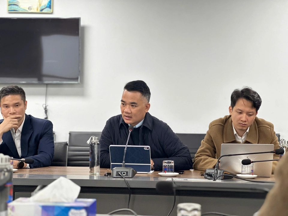 Đại diện đơn vị cung cấp giải pháp công nghệ đã giới thiệu tổng quan phần mềm hệ thống đại học số