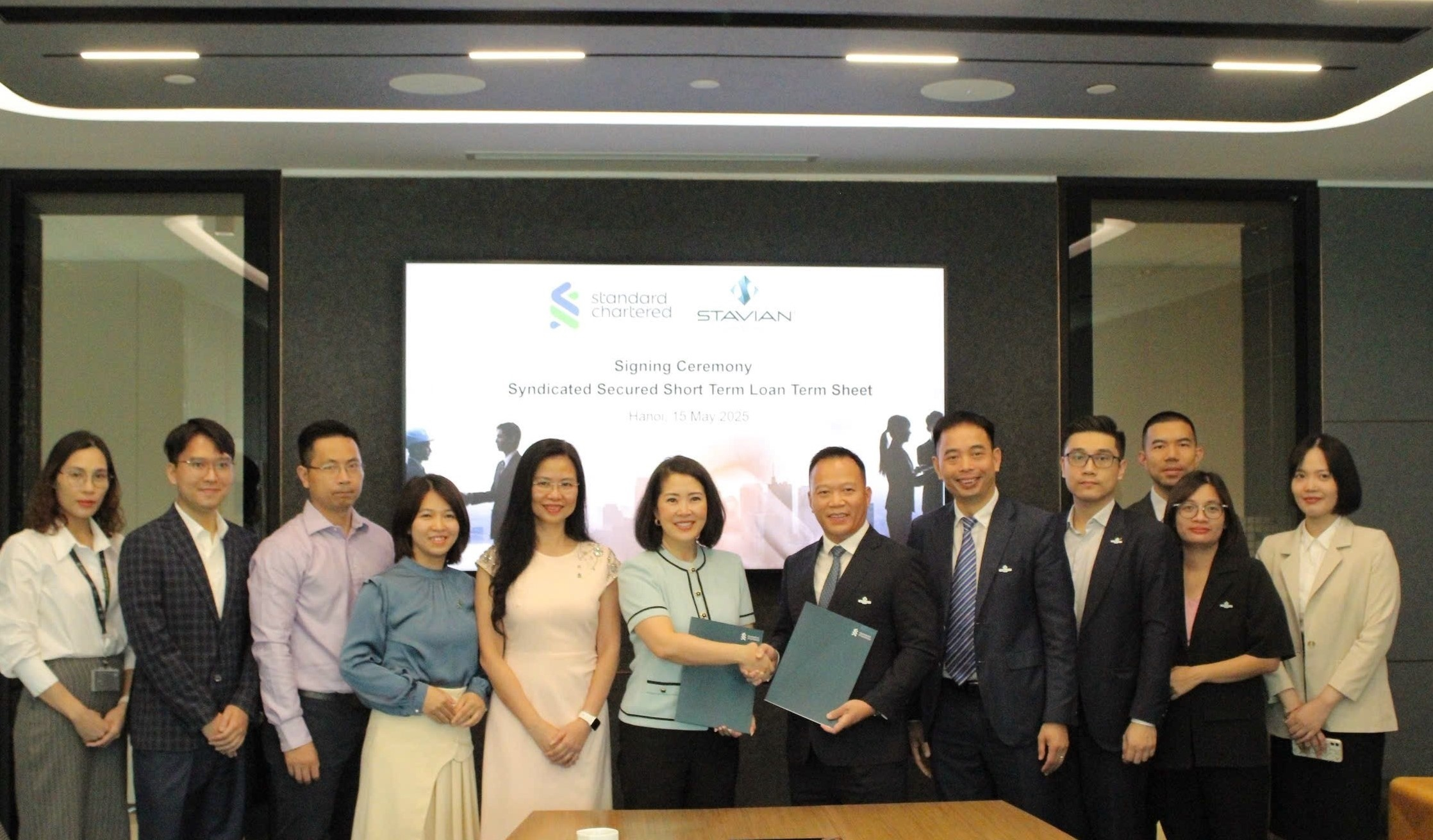 Standard Chartered hoàn tất giao dịch tài trợ vốn nước ngoài cho Stavian Hoá chất