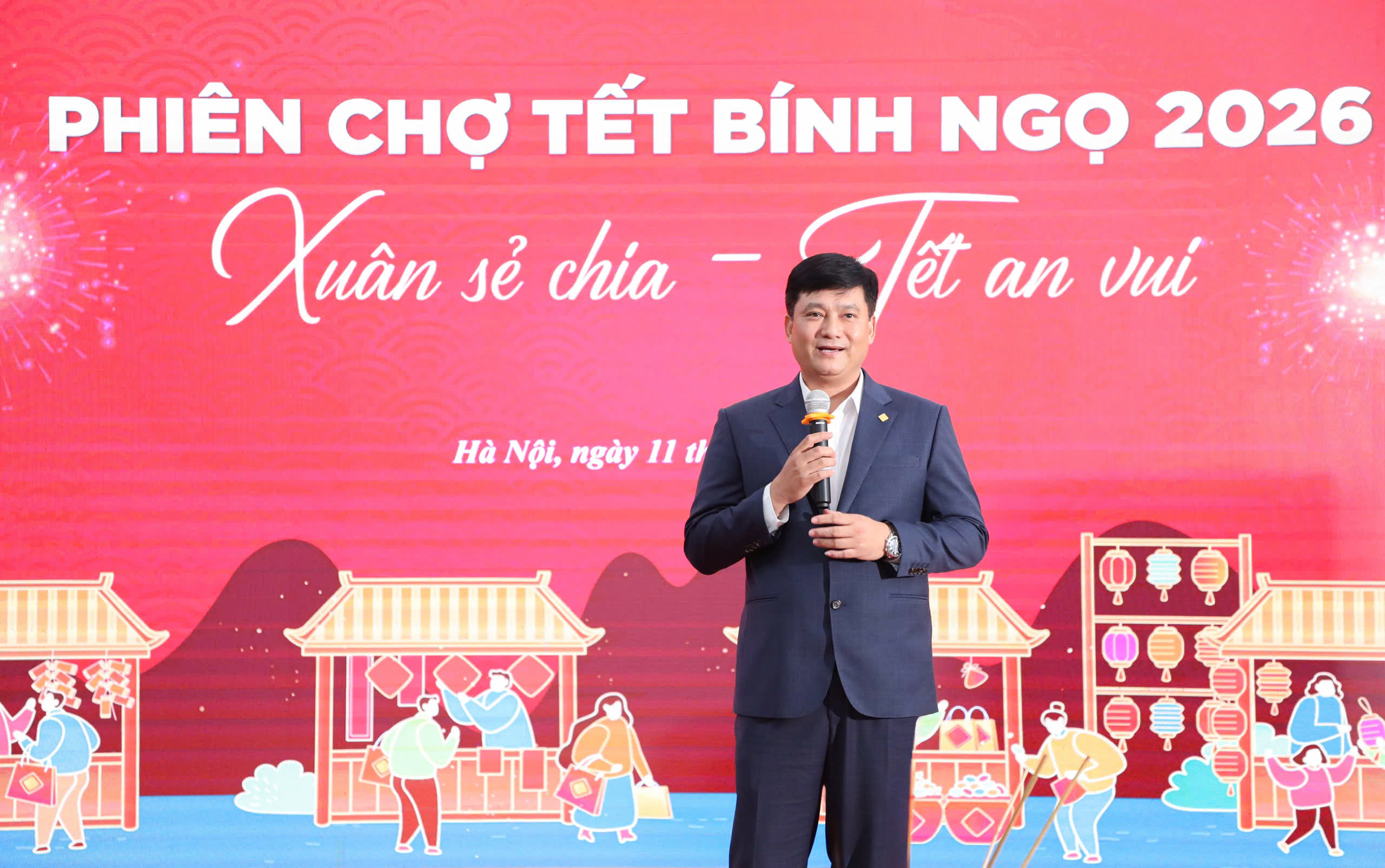 Đồng chí Phạm Toàn Vượng - Phó Bí thư Đảng ủy, Thành viên Hội đồng thành viên, Tổng Giám đốc phát biểu tại Phiên chợ