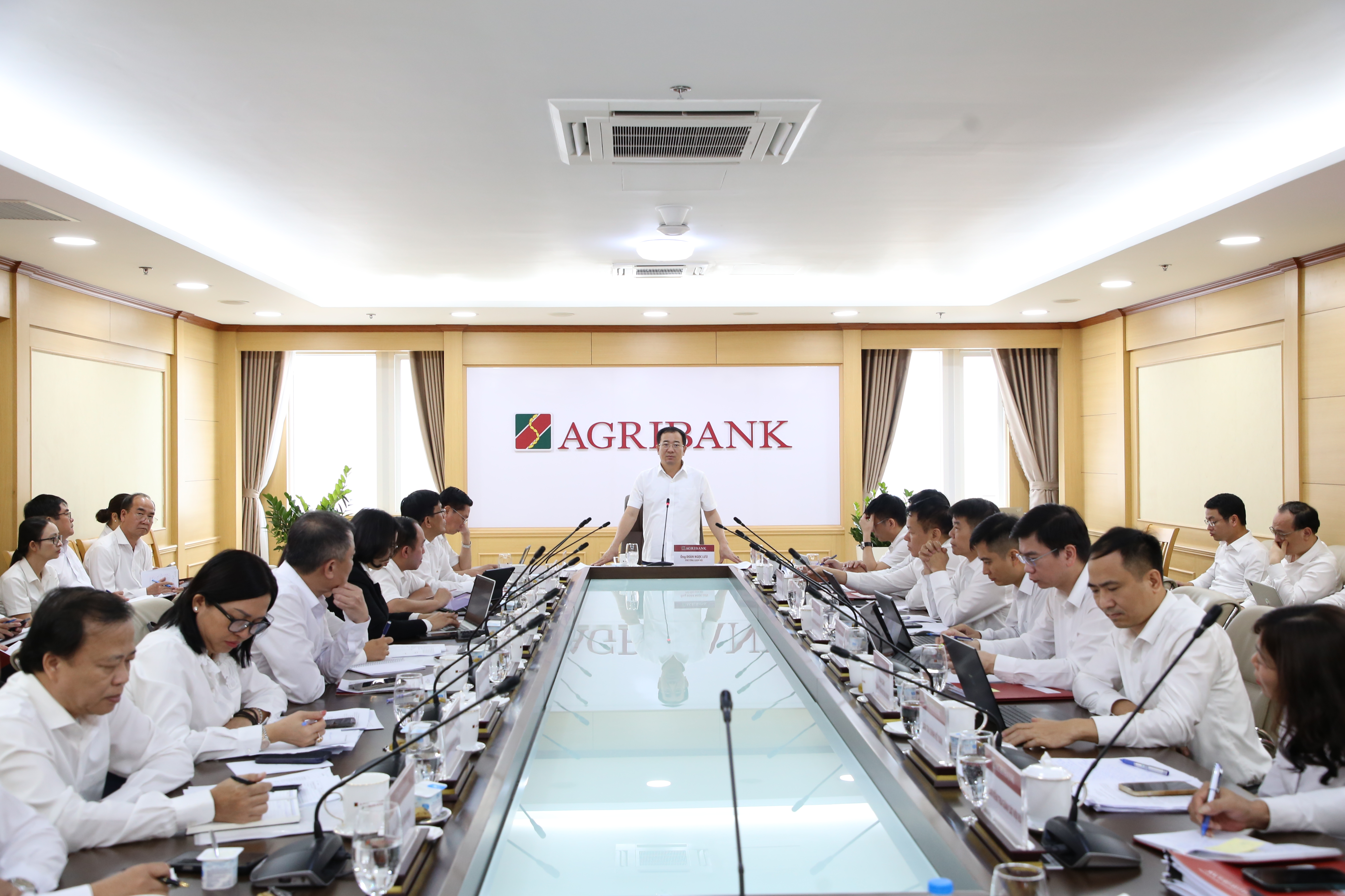Agribank tăng tốc triển khai nhiệm vụ kinh doanh tại địa bàn TP. Hồ Chí Minh ngay từ đầu năm 2026