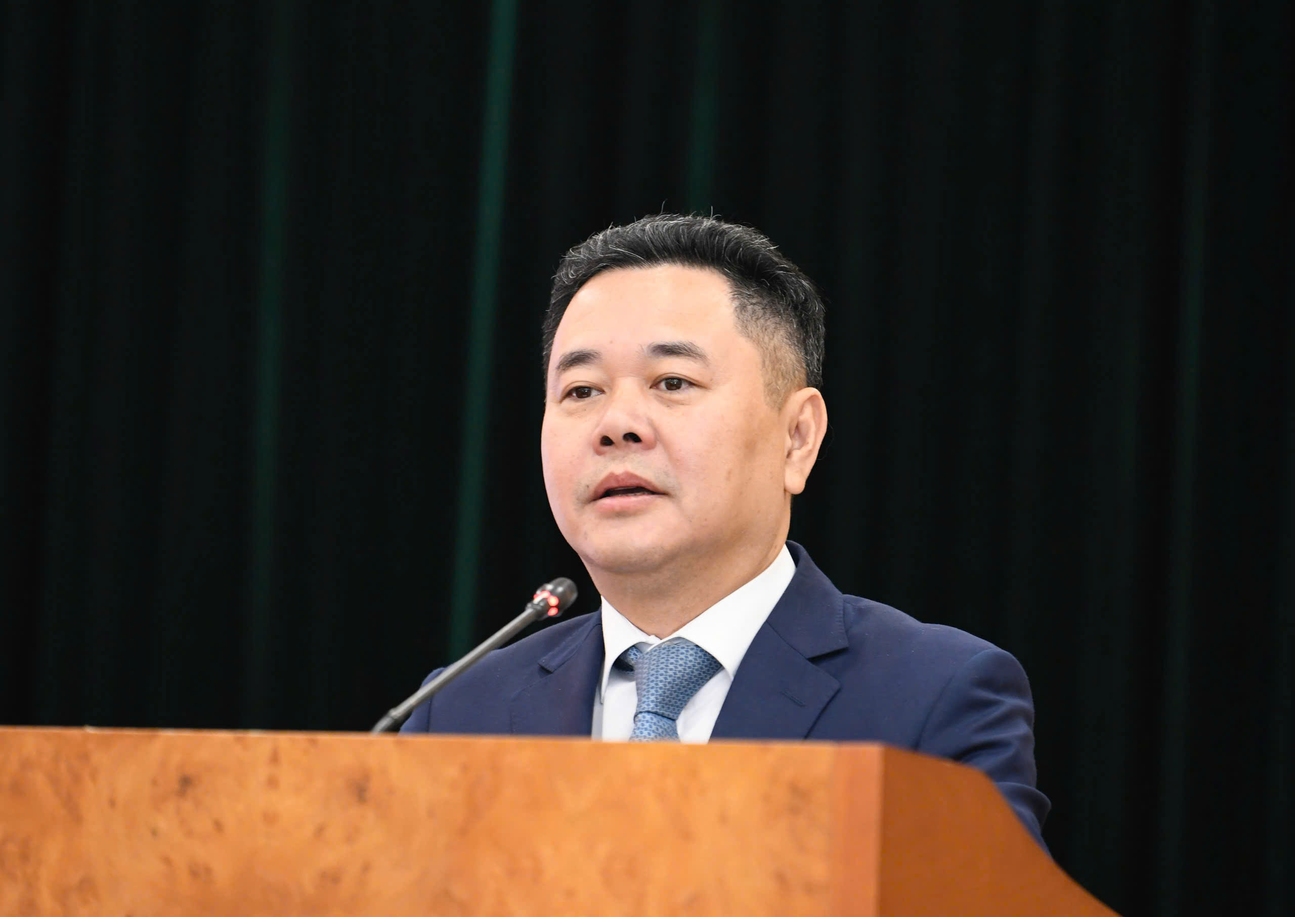 Ảnh: Phó Thống đốc Nguyễn Ngọc Cảnh phát biểu tại Hội thảo