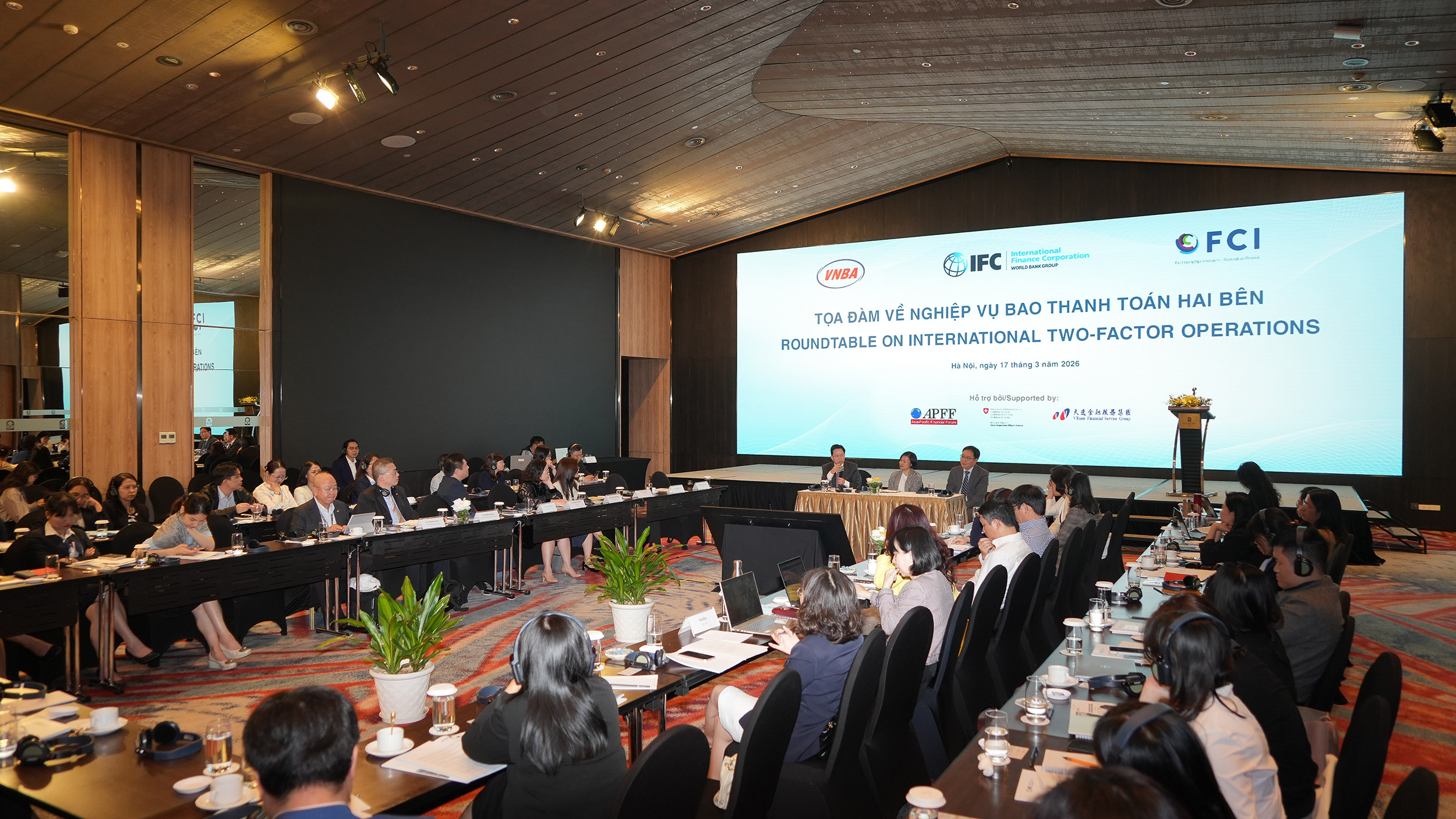 Phiên thảo luận chuyên sâu về “Mở khóa tiềm năng phát triển hoạt động bao thanh toán quốc tế cho các tổ chức tài chính tại Việt Nam”