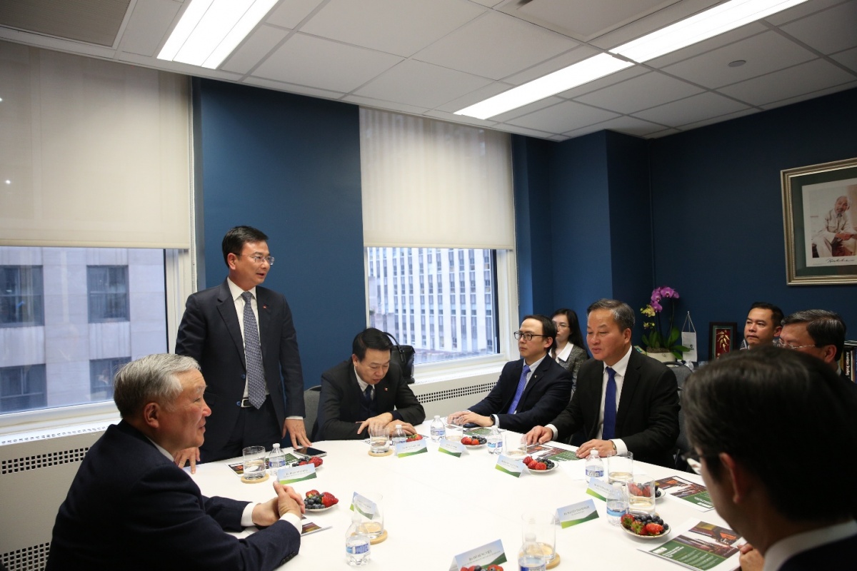 Phó Thống đốc phát biểu tại Văn phòng đại diện Vietcombank tại New York