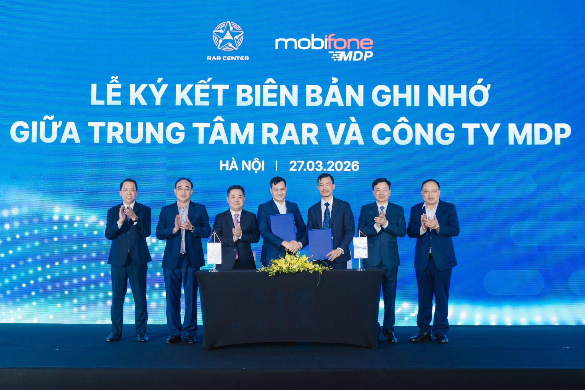 Lễ ký kết Biên bản ghi nhớ hợp tác giữa MDP và Trung tâm Nghiên cứu, ứng dụng dữ liệu dân cư và căn cước công dân (RAR)