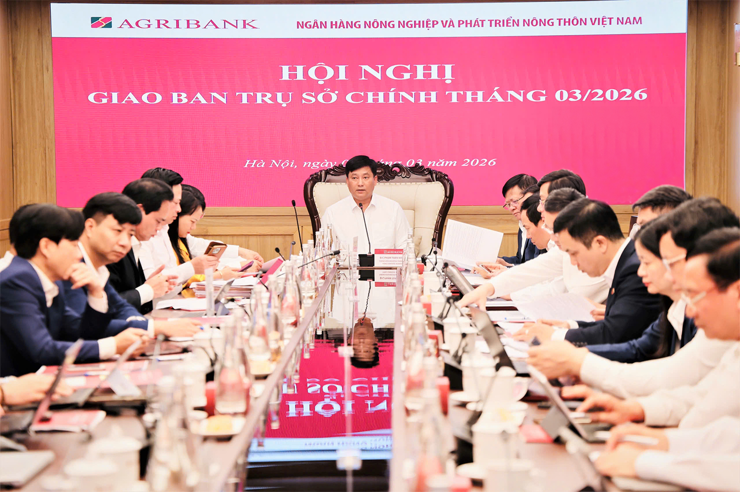 Đ/c Phạm Toàn Vượng - Phó Bí thư Đảng ủy, Thành viên HĐTV, Tổng Giám đốc Agribank phát biểu khai mạc Hội nghị