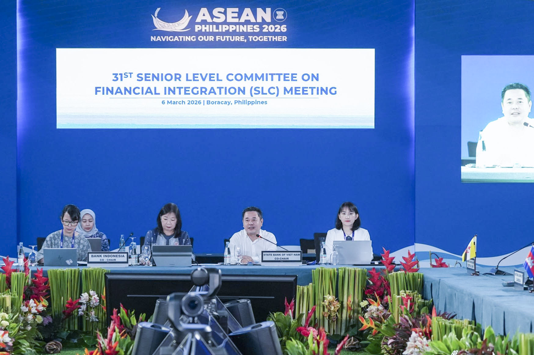 Phó Thống đốc Nguyễn Ngọc Cảnh và Phó Thống đốc NHTW Indonesia điều hành Hội nghị SLC lần thứ 31