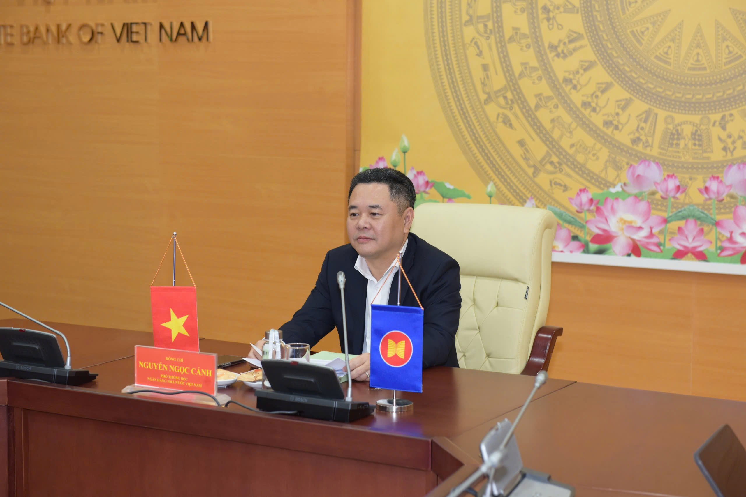 Phó Thống đốc Nguyễn Ngọc Cảnh phát biểu tại Hội nghị