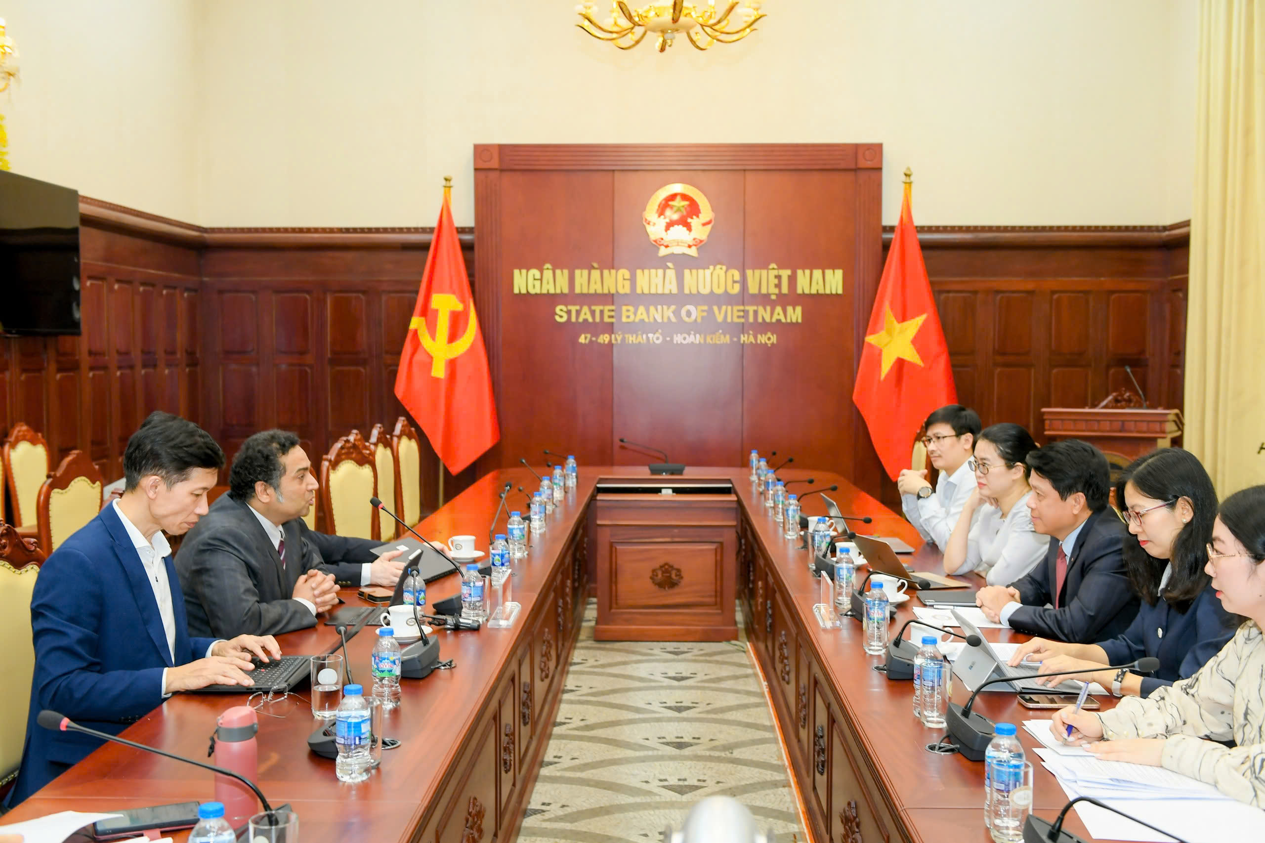 Phó Thống đốc Phạm Tiến Dũng tiếp và làm việc với đoàn công tác của WB