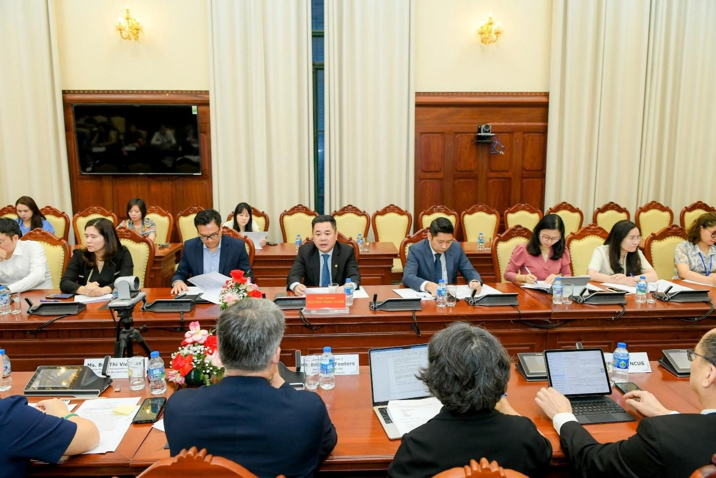 Phó Thống đốc Nguyễn Ngọc Cảnh phát biểu tại buổi làm việc