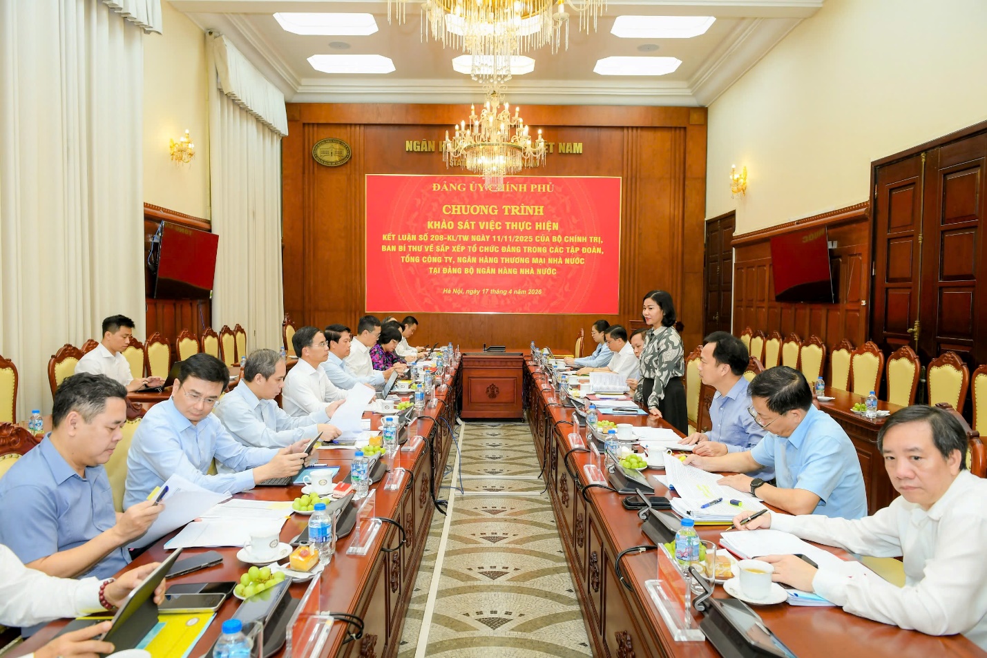 Ban Thường vụ Đảng ủy NHNN làm việc với Đoàn khảo sát của Đảng ủy Chính phủ về thực hiện Kết luận số 208-KL/TW của Bộ Chính trị