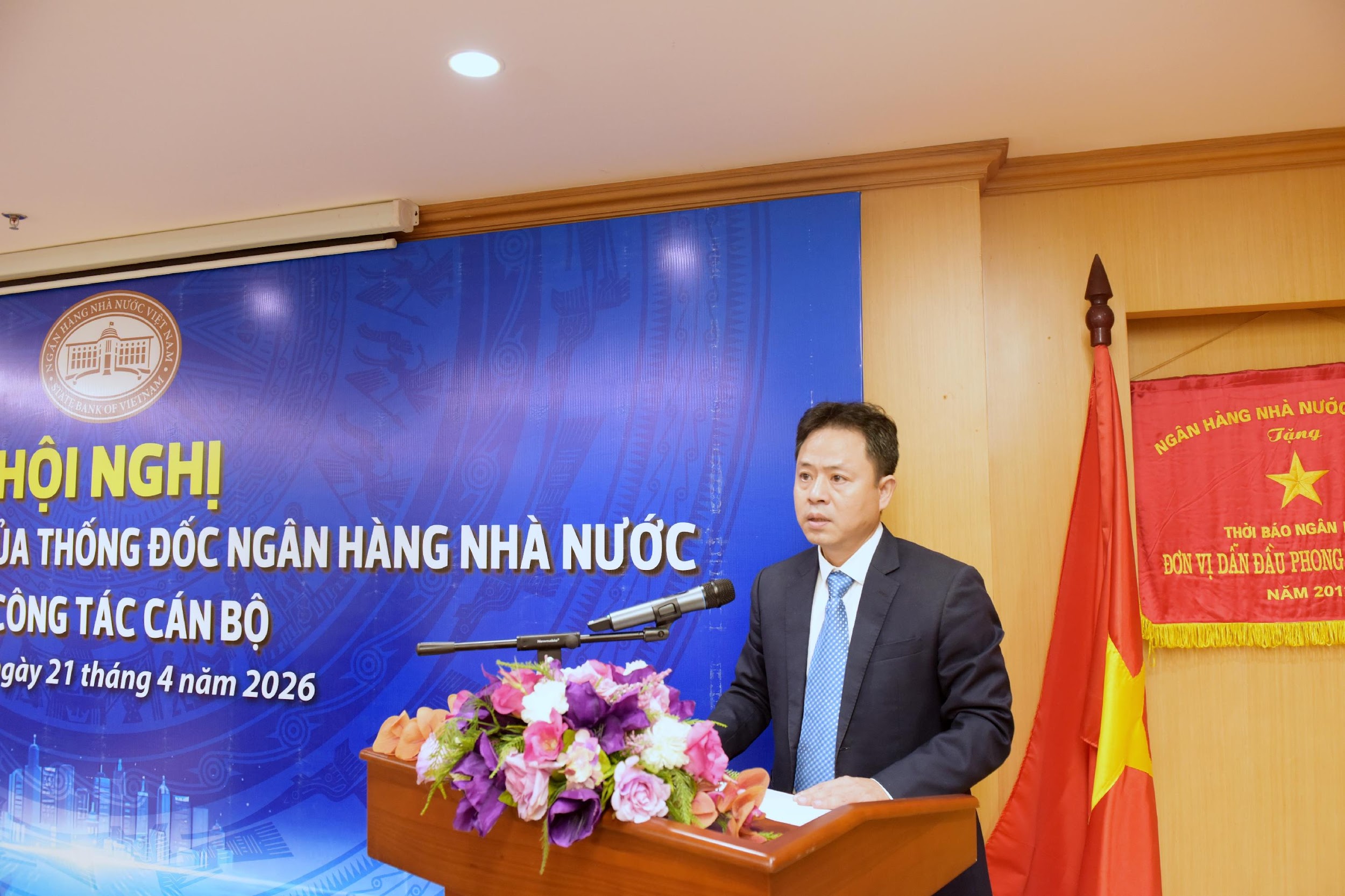 Đồng chí Nguyễn Xuân Hải, Quyền Tổng Biên tập TBNH phát biểu nhận nhiệm vụ