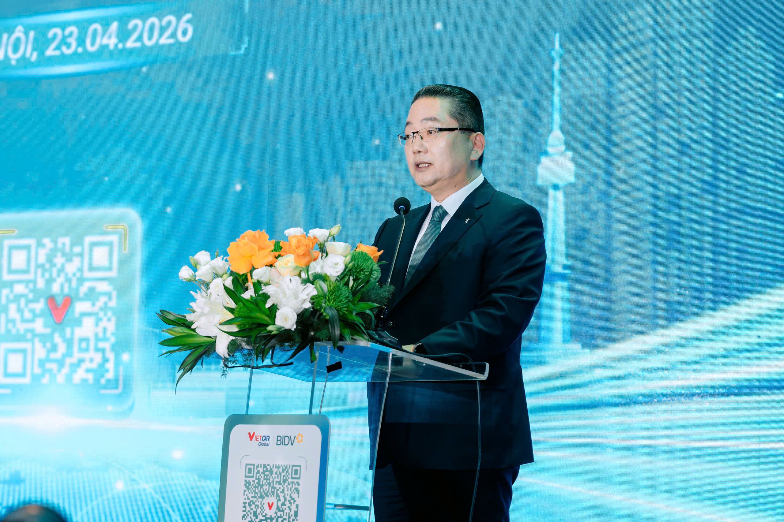 Ông Lee Ho Sung – Tổng Giám đốc Hana Bank phát biểu tại sự kiện