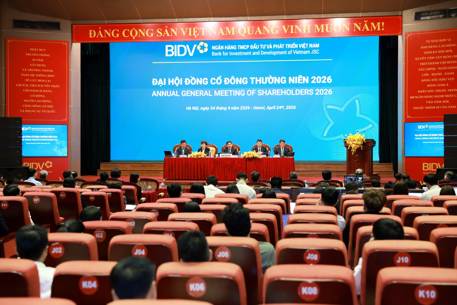 Toàn cảnh Đại hội đồng cổ đông thường niên BIDV năm 2026