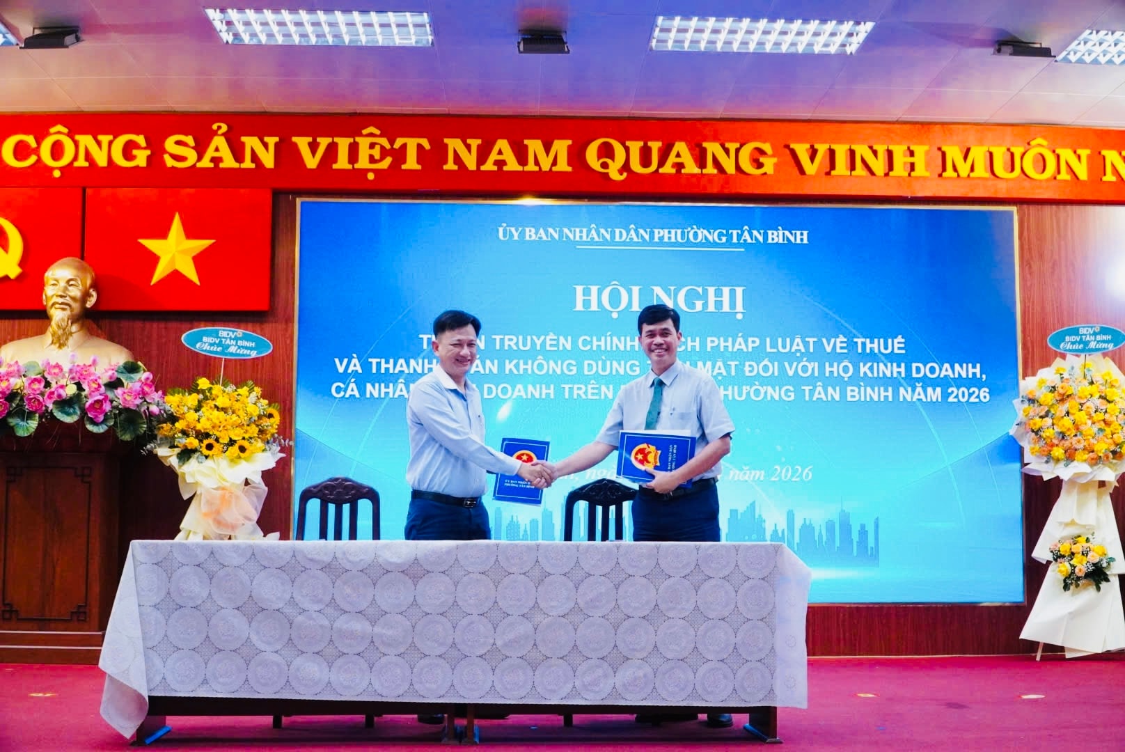 một cửa