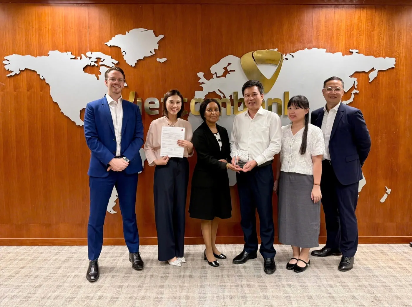 Khẳng định chuẩn mực quốc tế: Vietcombank được Wells Fargo Bank vinh danh về chất lượng thanh toán xuất sắc