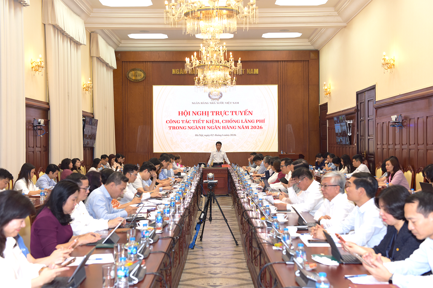 Ngân hàng Nhà nước tổ chức Hội nghị trực tuyến về tiết kiệm, chống lãng phí trong toàn ngành