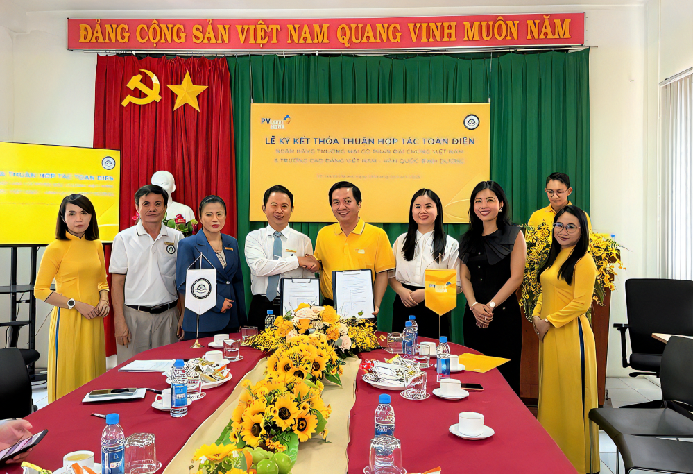 PVcomBank ký kết thỏa thuận hợp tác toàn diện với Trường Cao đẳng Việt Nam – Hàn Quốc Bình Dương