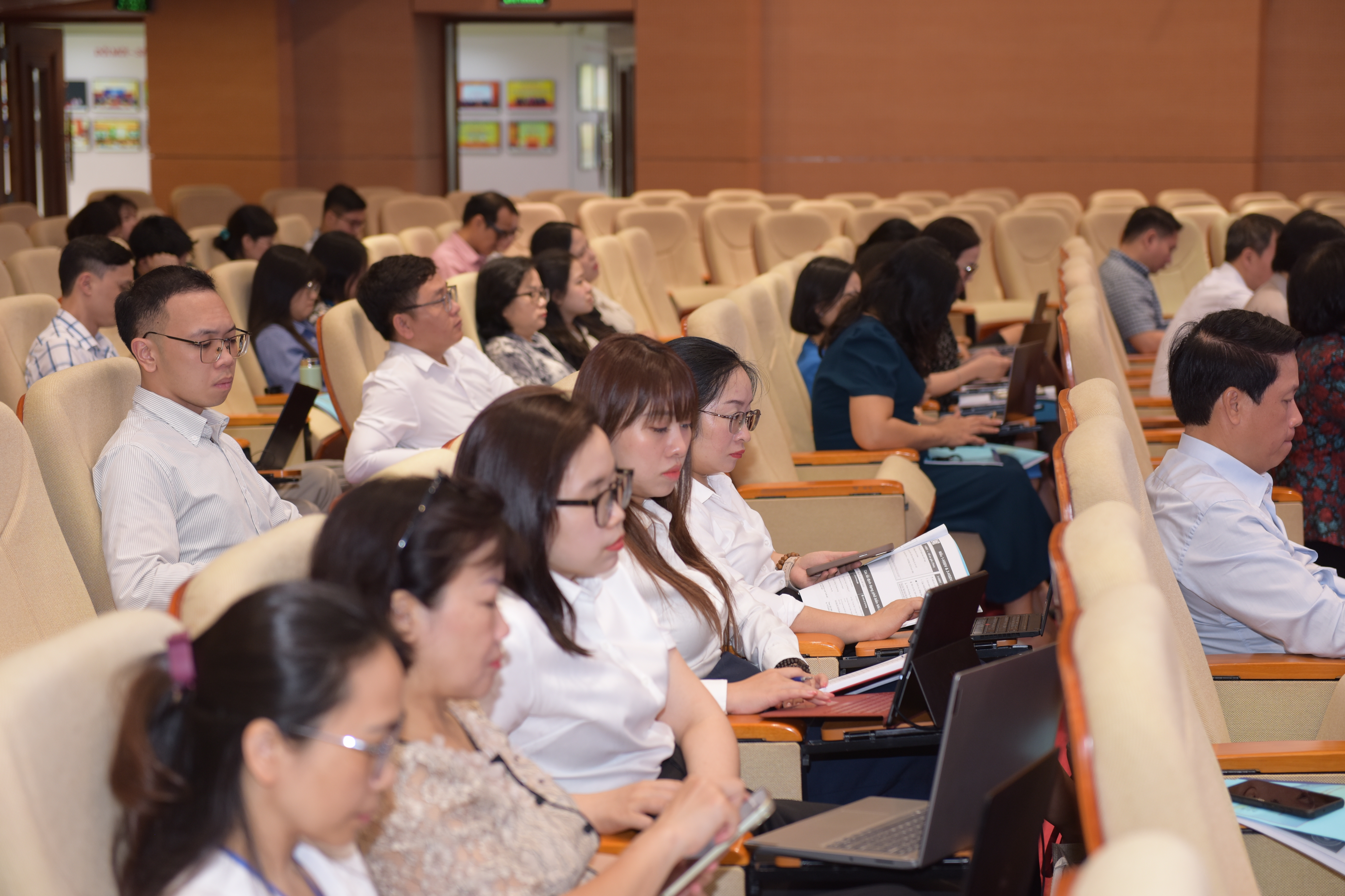 Học viên tại lớp bồi dưỡng “Ứng dụng công nghệ thông tin và chuyển đổi số trong công tác Đảng năm 2026”