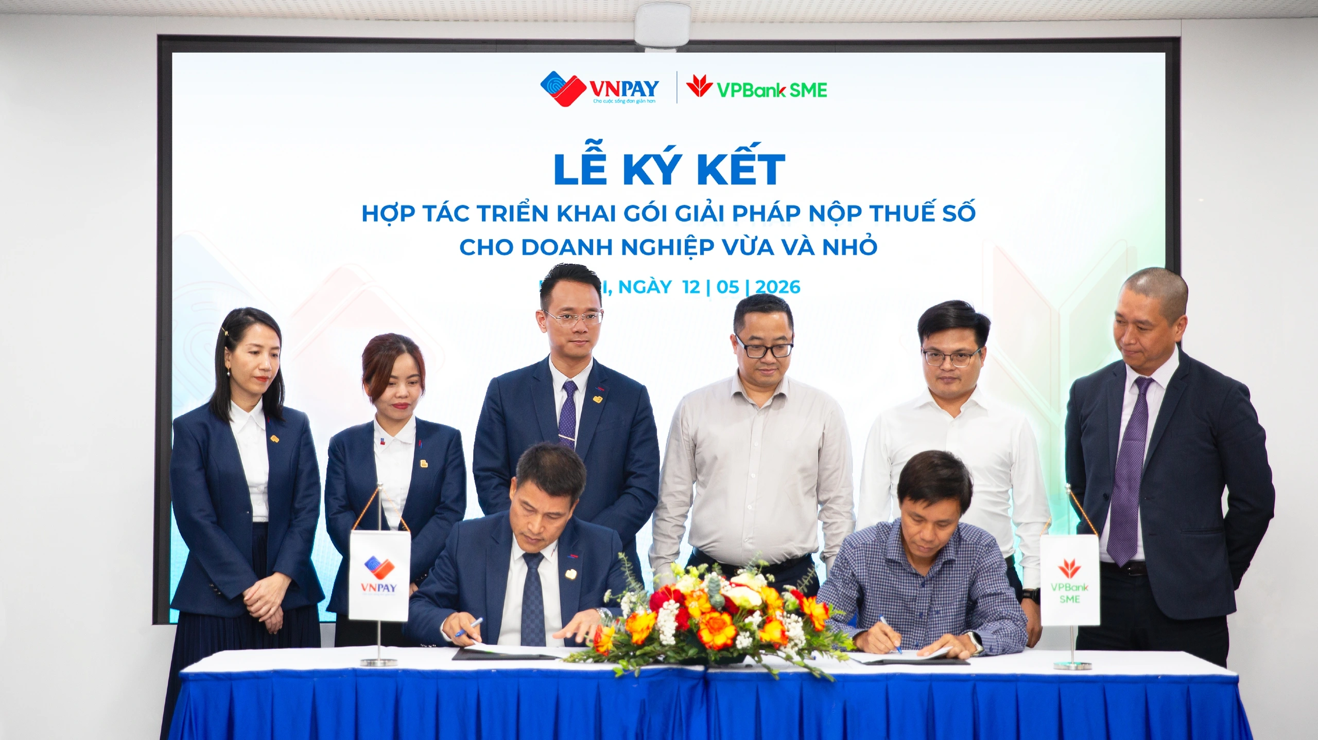 Lễ ký kết hợp tác triển khai gói giải pháp nộp thuế số cho doanh nghiệp giữa VPBank SME và VNPAY